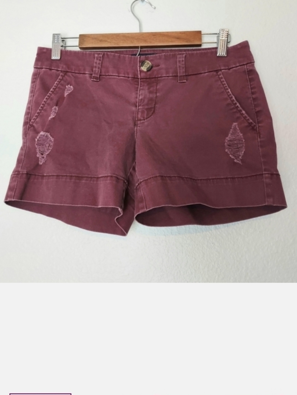 American Eagle AEO Distressed Midi Shorts Mid RIse Maroon Size 4